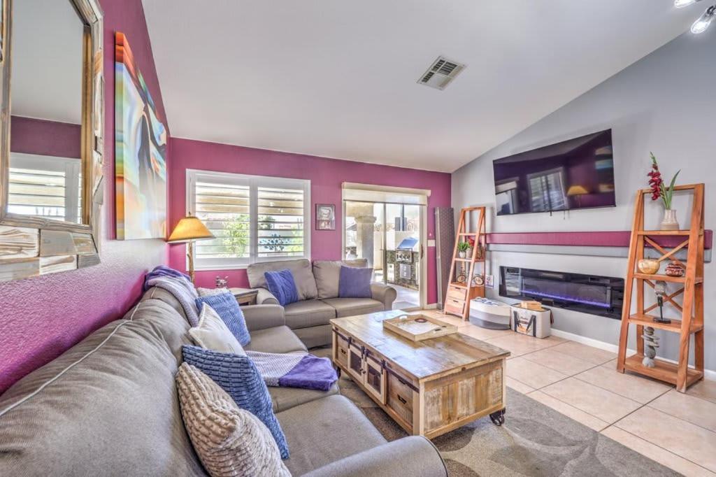 Family Fun For Everyone In Las Vegas- 4 Bedrooms, Billiards, Game Room Хендерсън Екстериор снимка